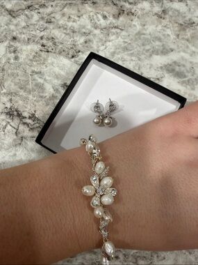 Bridal Pearl and Crystal Vine Bracelet - Ivory/silver